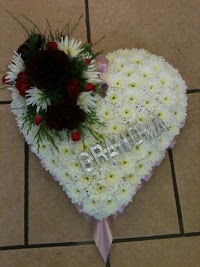Ridgeway Flowers   Wedding Flowers and Funeral Flowers 1085634 Image 2